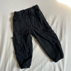 Black Zara toddler cargo pants 2-3T